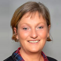 Claudia Blum